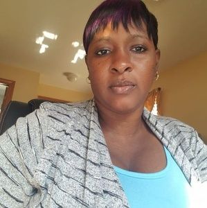 Meet your Posher, Dawnett